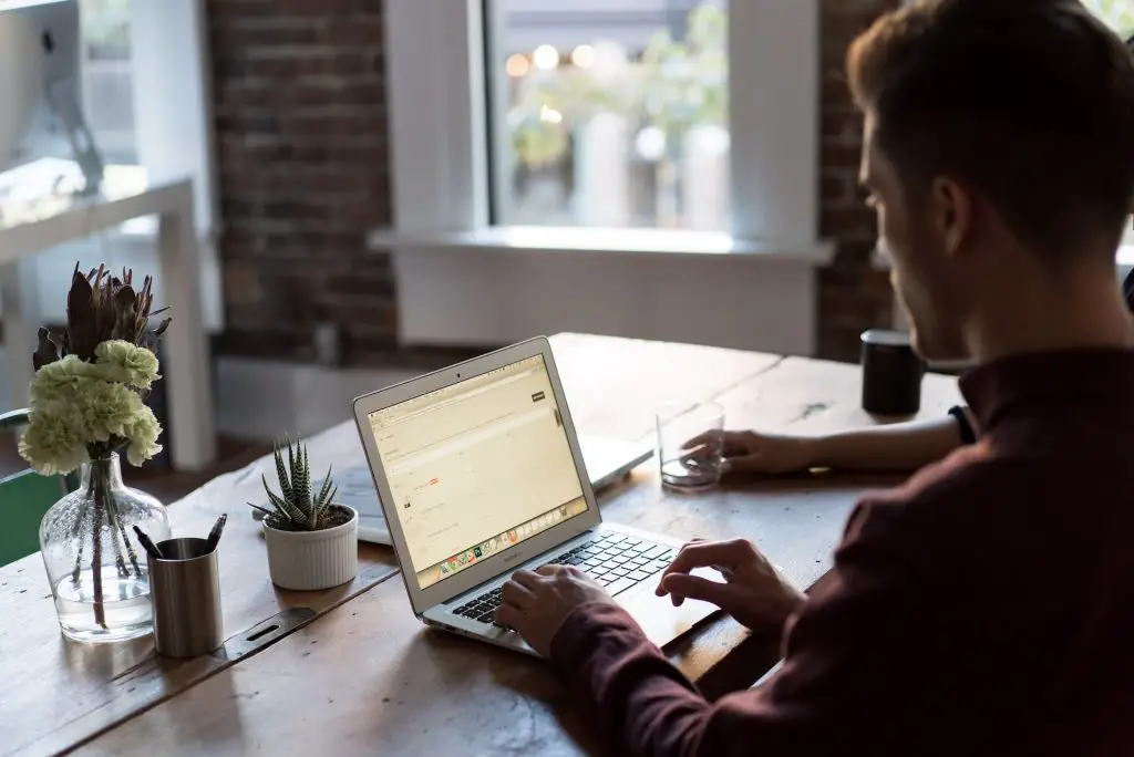 Best Ways to Solve the Chicken-and-Egg Problem for a C2C Marketplace 1 bench accounting C3V88BOoRoM unsplash
