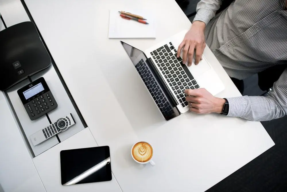 Applying Machine Learning for Business: Use Cases and Benefits 1 Machine Learning for Business
