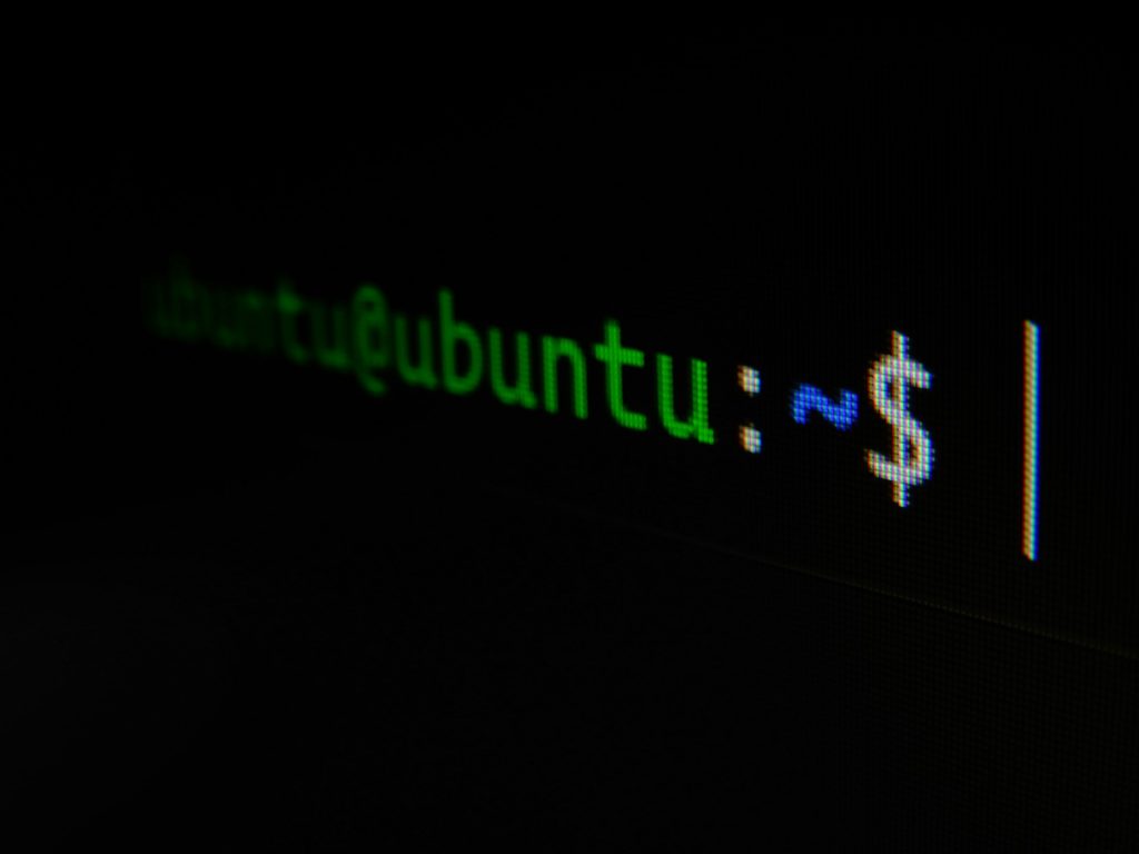 Linux vs. Windows: A Comprehensive Look at the Pros and Cons 1 Exploring Linux OS