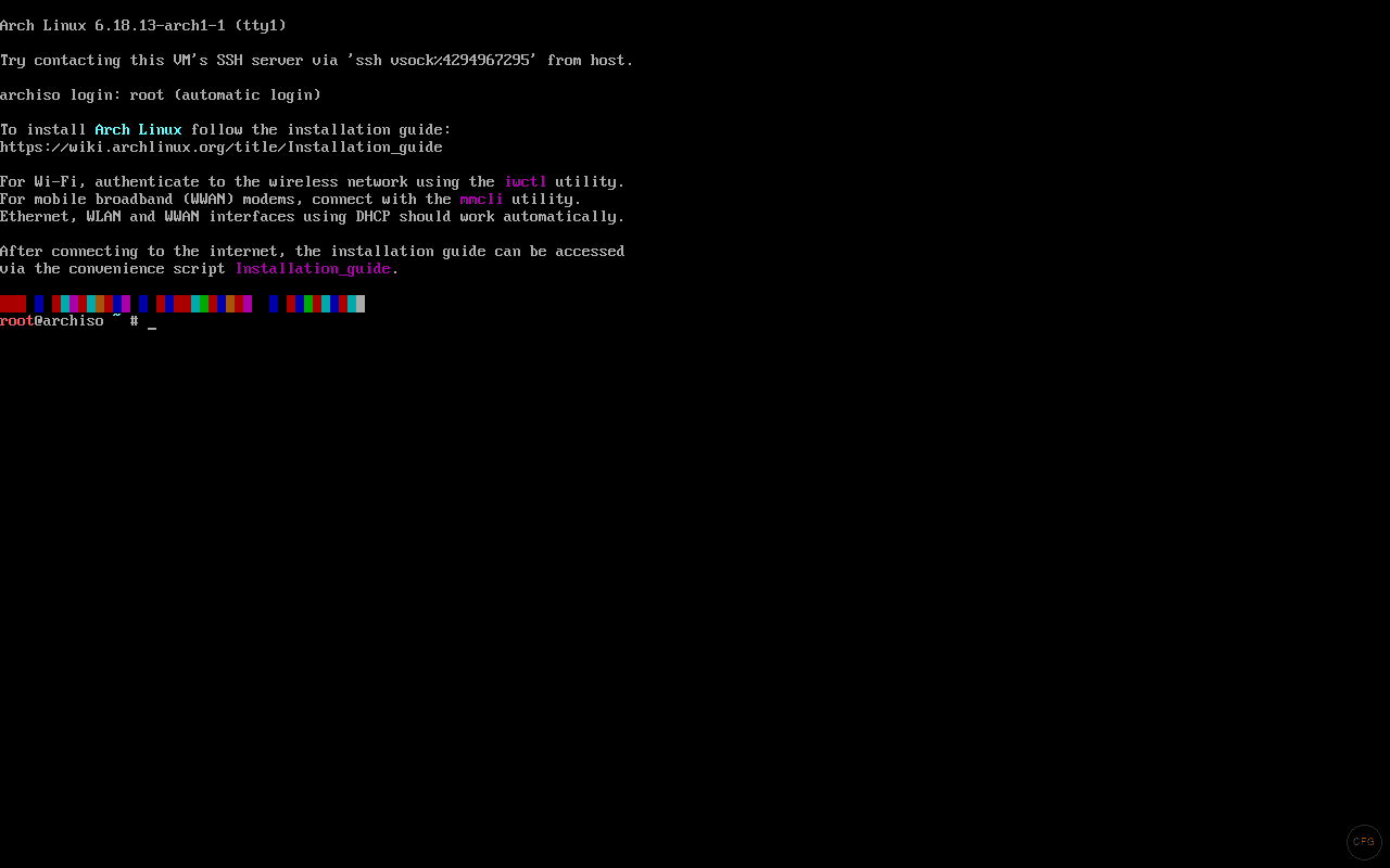 Arch Linux live boot prompt showing root@archiso shell