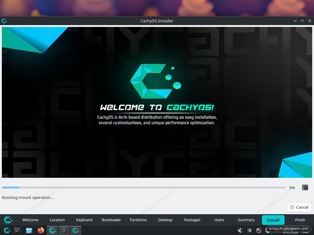 CachyOS installer progress bar with Welcome to CachyOS slide displayed while packages copy to the target disk