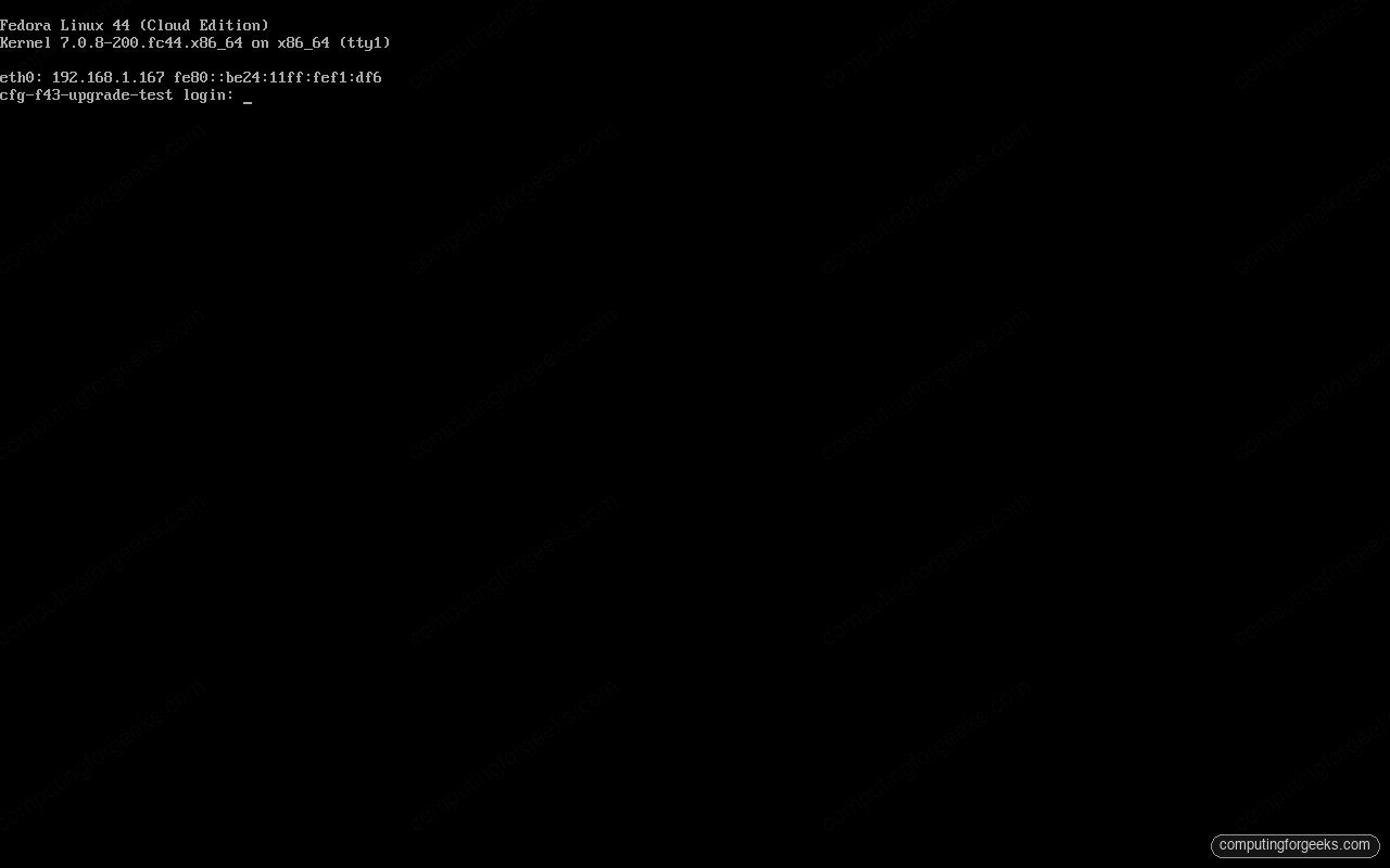 Fedora Linux 44 Cloud Edition login banner kernel 7.0.8-200.fc44