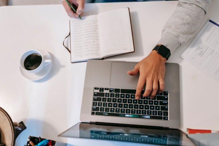 Humanize AI Like an Editor: Simple Fixes That Improve Any Draft